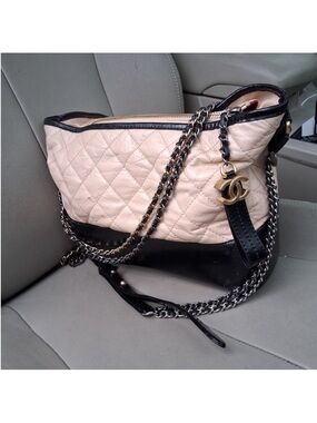 Chanel Quilted Gabrielle Two-Tone Leather Shoulder Bag - Beige & Black